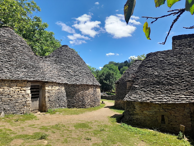 Les Cabanes du Breuil