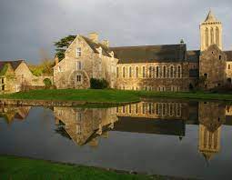 Abbaye Sainte-Trinité de La Lucerne