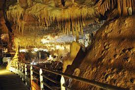 Grotte de Villars